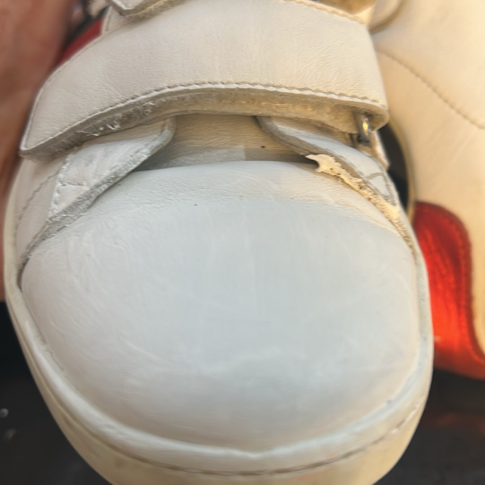Gucci Kicks - Picture 15 of 16